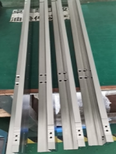 不銹鋼長(zhǎng)板加工